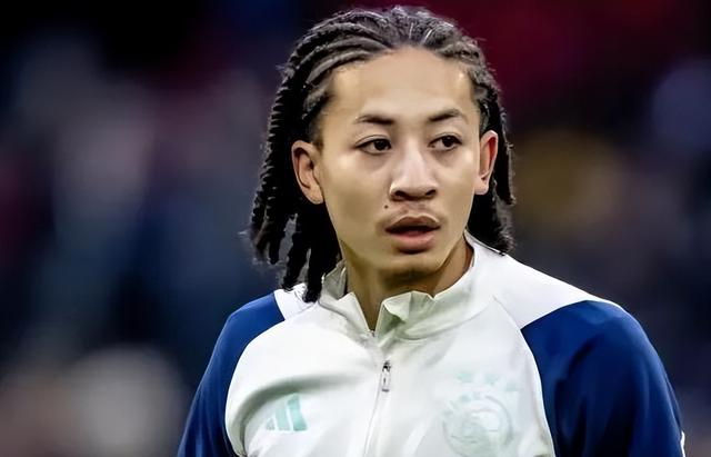 KY Sports荷甲今夜再迎强敌，纽约尼克斯造点机会，主帅态度——球迷炸锅，高层口径保持一致的简单介绍